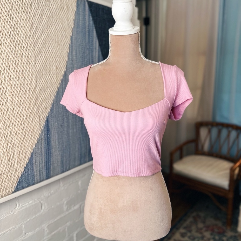 Gaze Pink Ribbed Sweetheart Neck Shirt